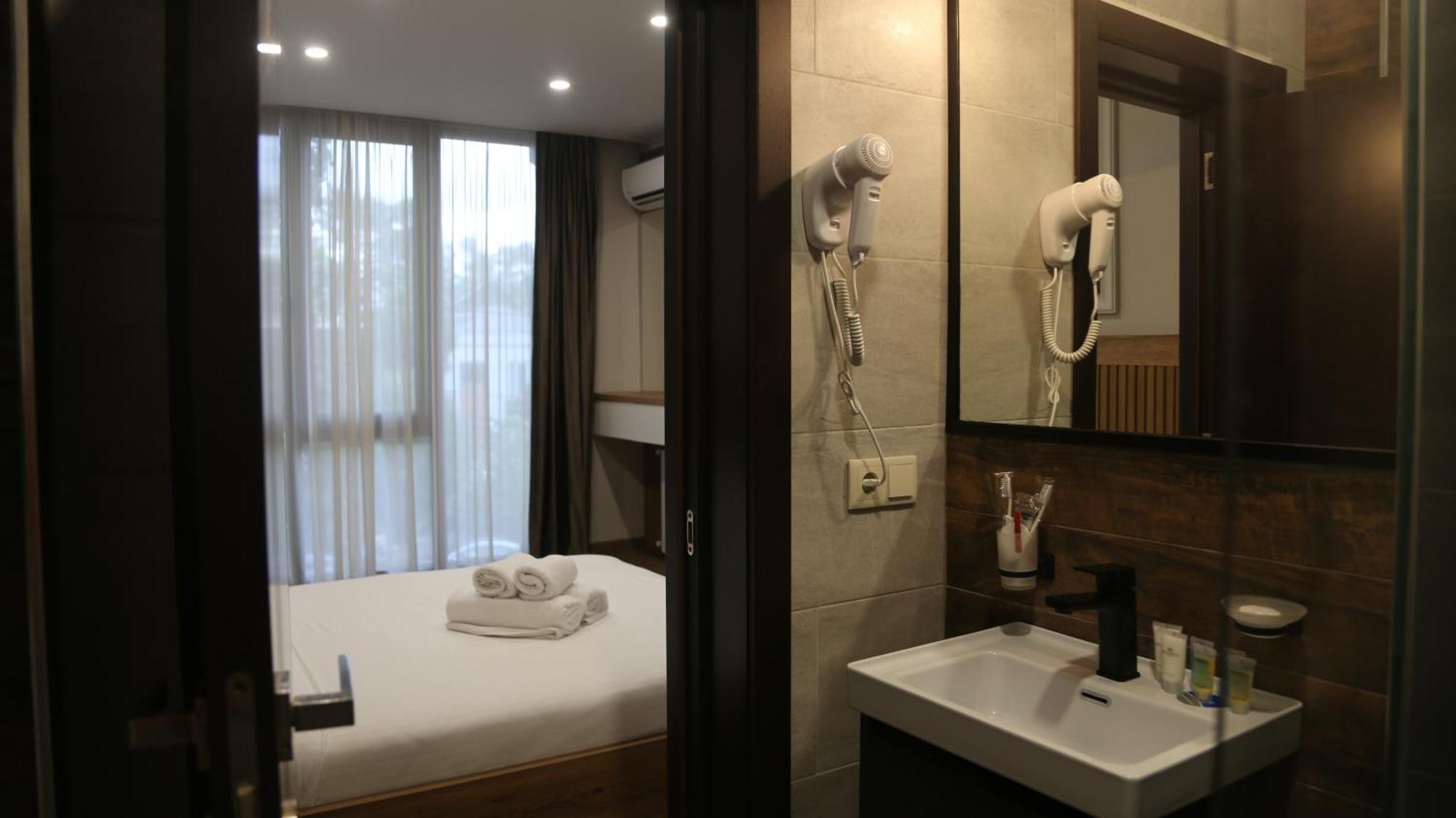 Golden Sun Kobuleti Hotel Екстериор снимка