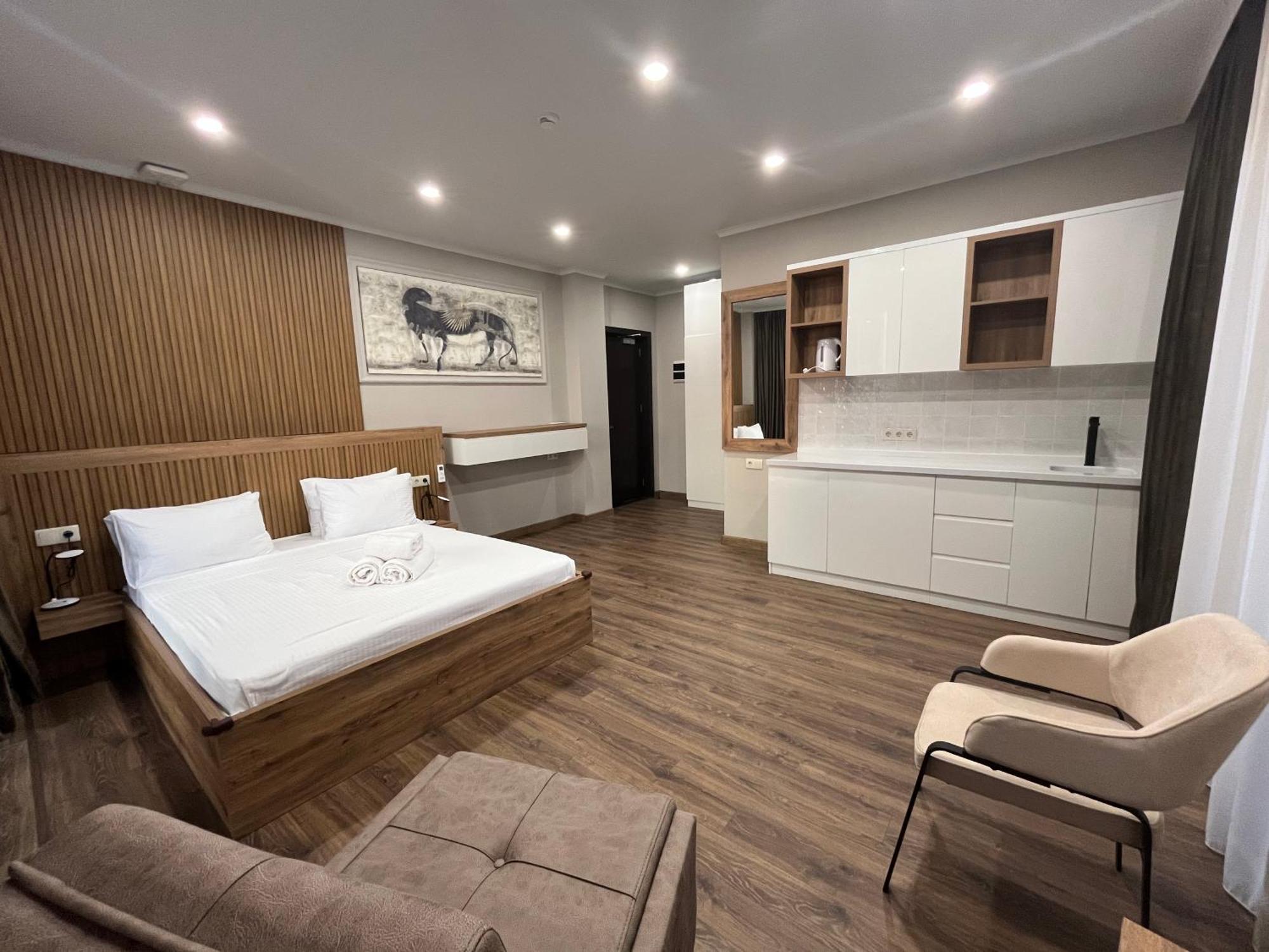 Golden Sun Kobuleti Hotel Екстериор снимка